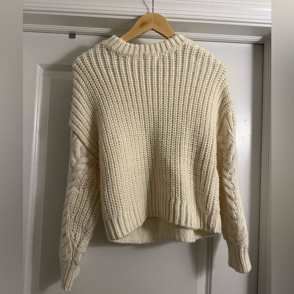 H&M Mock Neck Cream Knit Sweater Size X-Small - Picture 2 of 5
